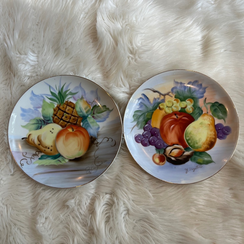 Vintage Hand Painted Japan Porcelain Fruit Plates Set 2 R Suzuki Y Mizutani 8"
